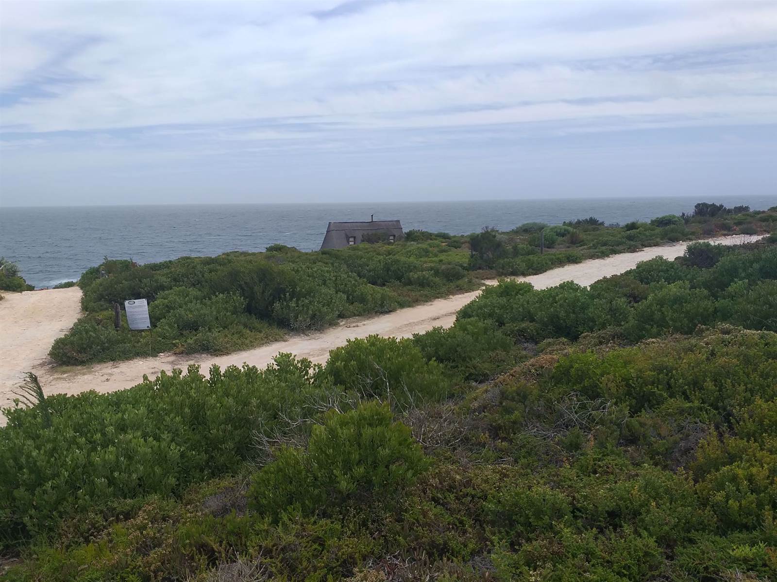 767 m² Land available in Stilbaai photo number 4