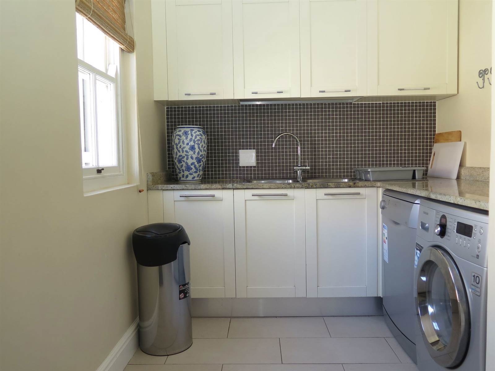 4 Bed House in Plettenberg Bay photo number 17