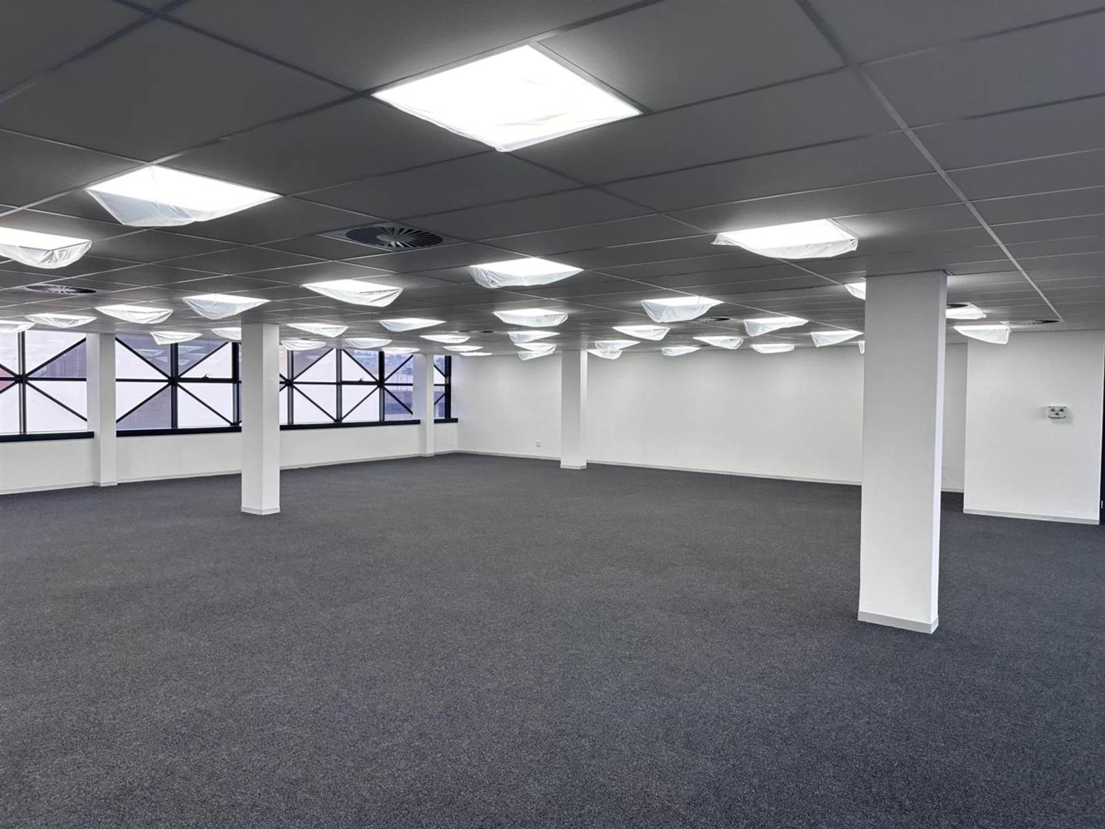 110  m² Office Space in Menlyn photo number 1