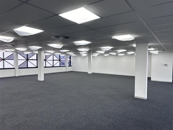 110  m² Office Space in Menlyn