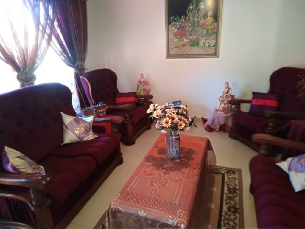 4 Bed House in Nagina photo number 19