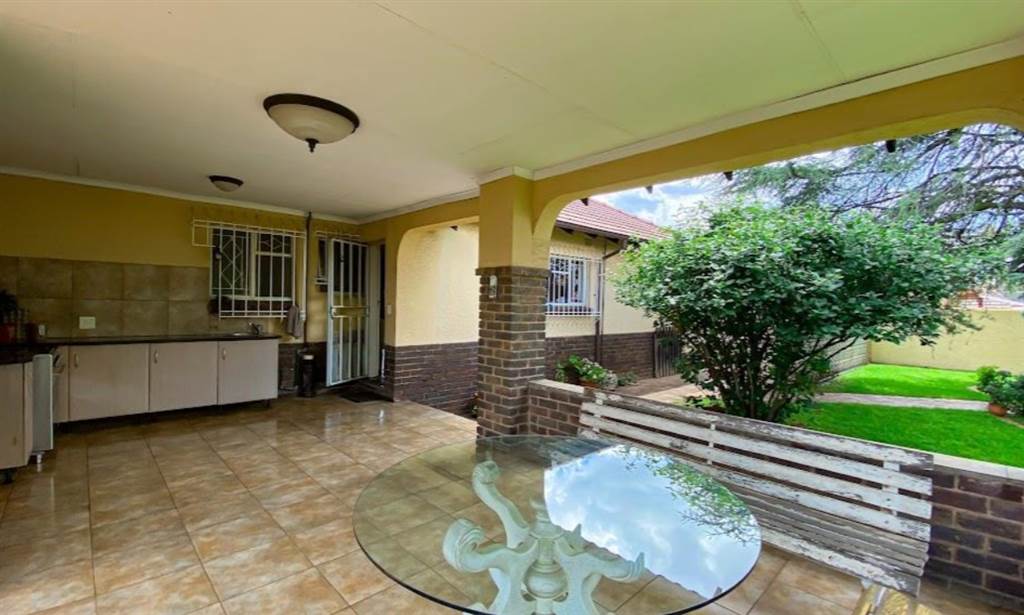 3 Bed House in Edenvale photo number 13