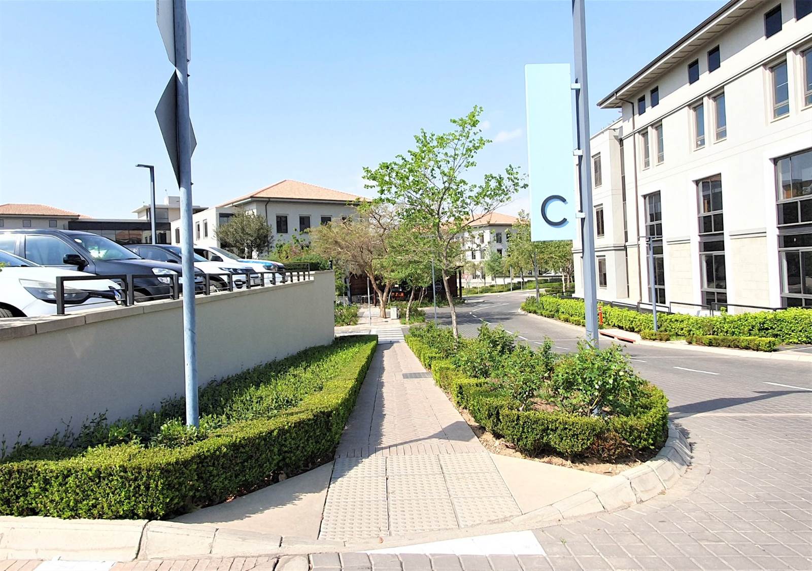 330  m² Office Space in Fourways photo number 2