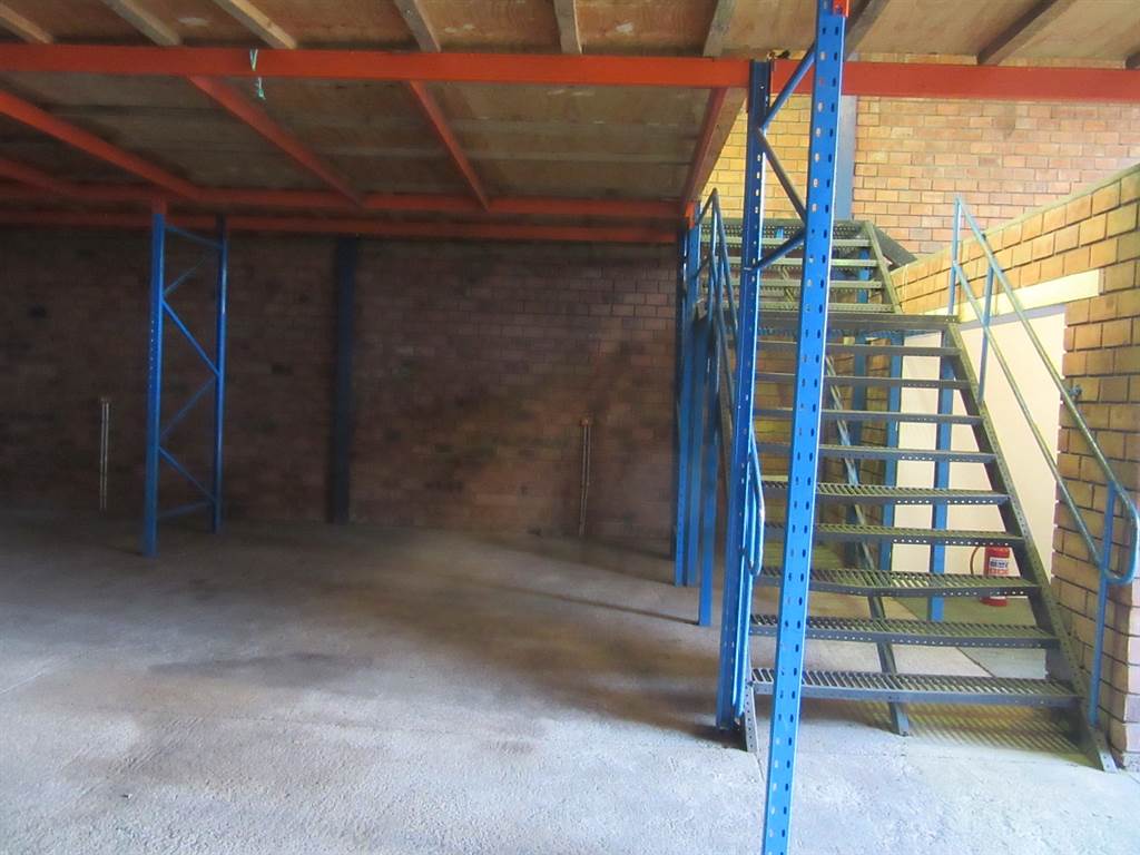 200  m² Industrial space in Pietermaritzburg Central photo number 4