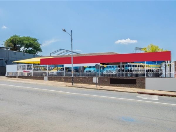991  m² Commercial space in Alberton