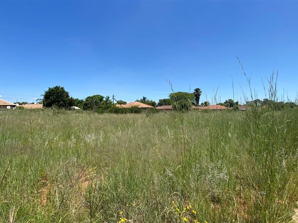 849 m² Land