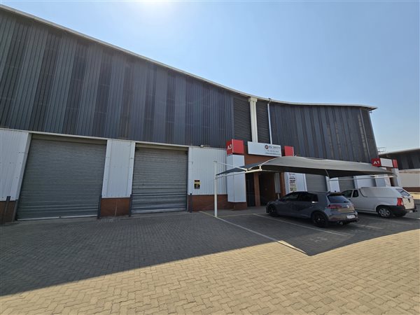 284  m² Industrial space