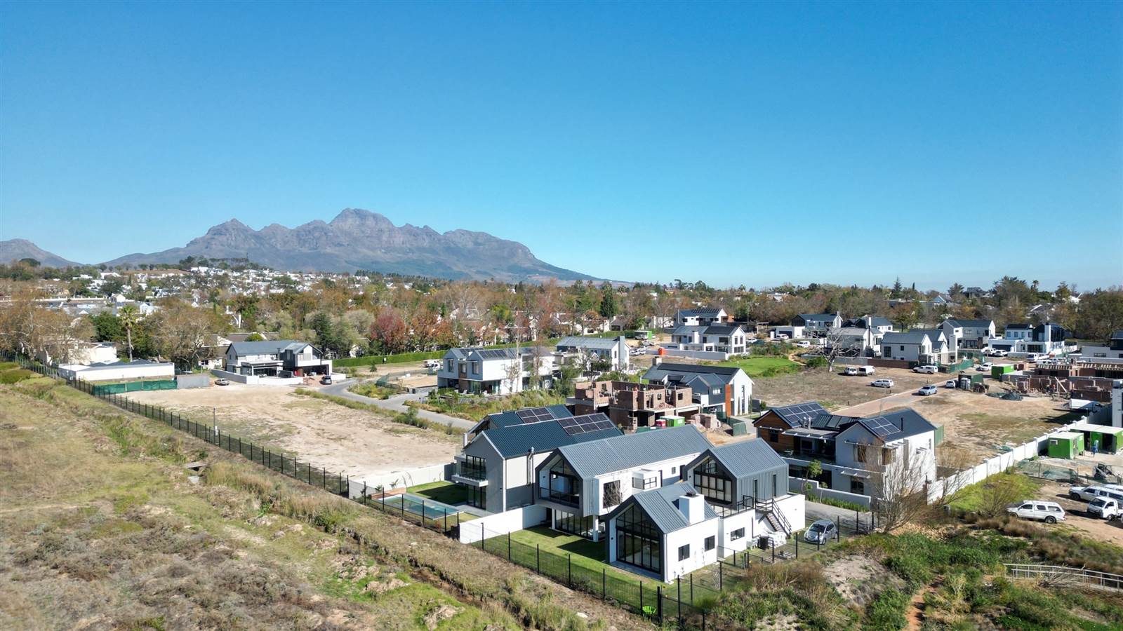 556 m² Land available in Paradyskloof photo number 15