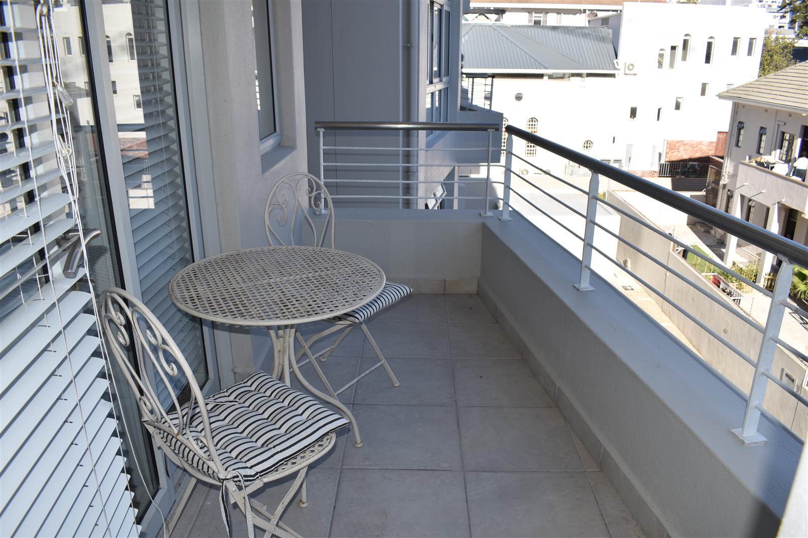 1 Bed Apartment in Sea Point photo number 8