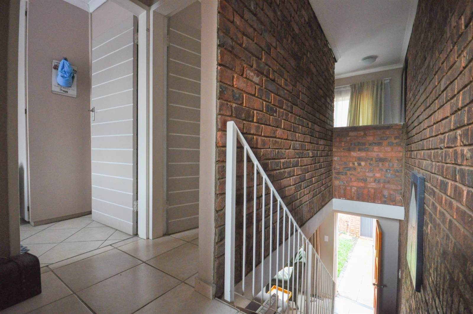 2 Bed Townhouse in Garsfontein photo number 18