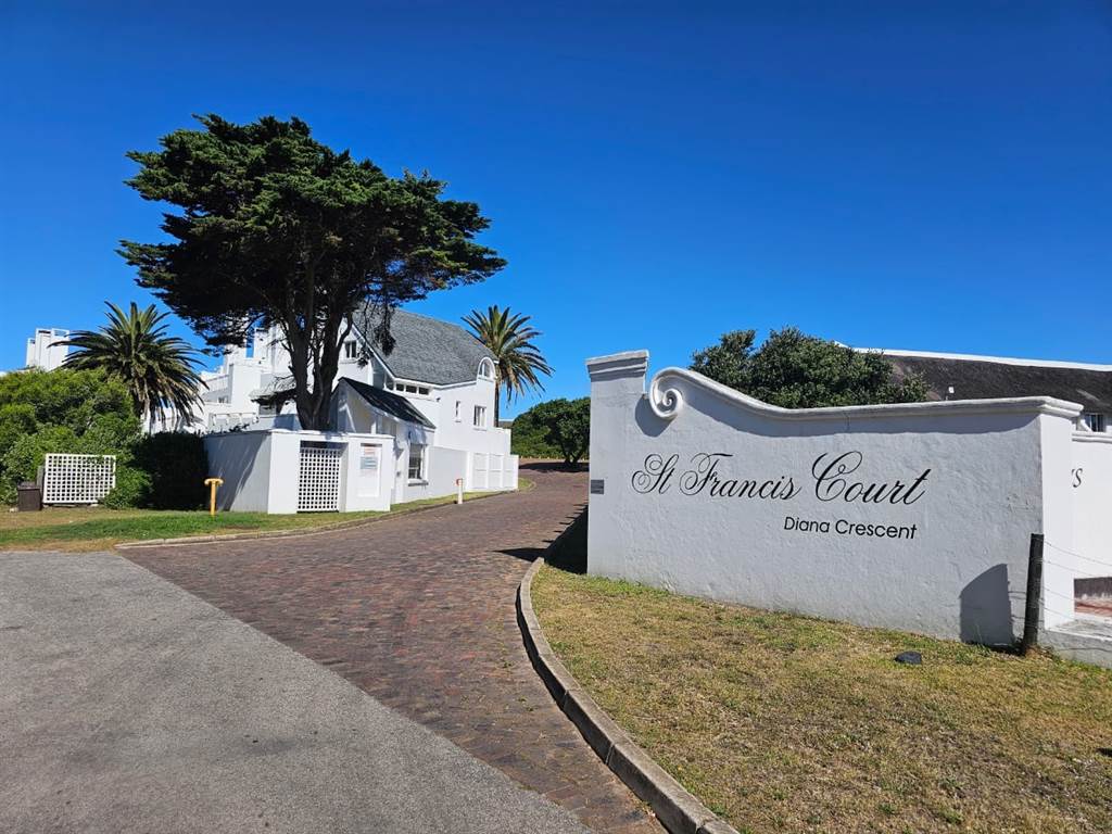3 Bed Apartment in St Francis Bay photo number 20