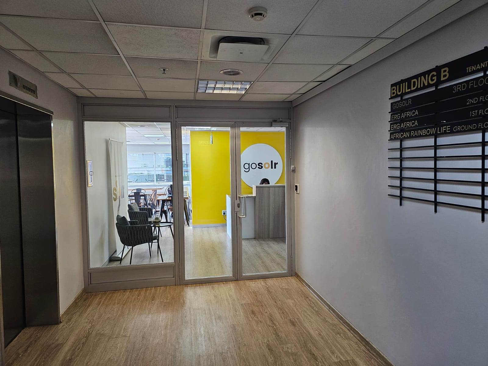 338  m² Office Space in Rosebank photo number 2