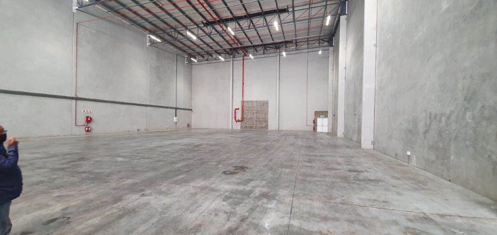 1436  m² Industrial space in Everite Industria photo number 8