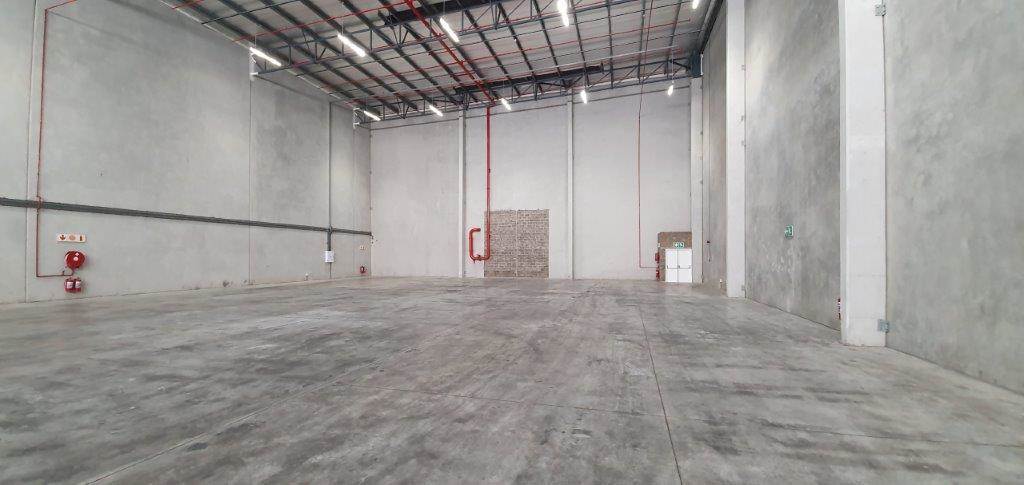 1436  m² Industrial space in Everite Industria photo number 7