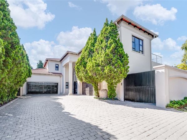 5 Bedroom House 5 Bedroom House
