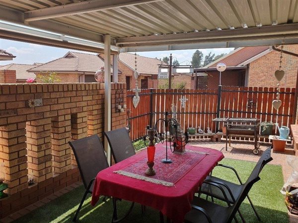 2 Bedroom Simplex