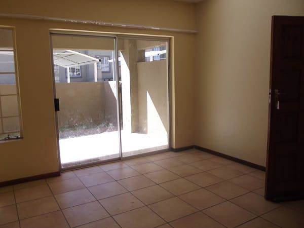 2 Bed Apartment in Evander photo number 3