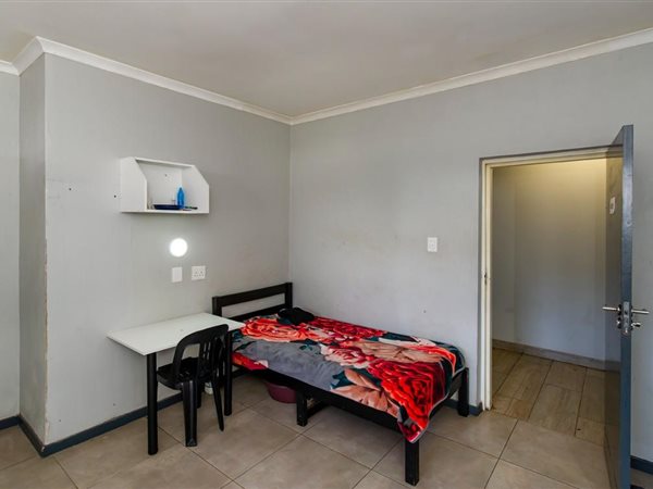 1 Bed Apartment