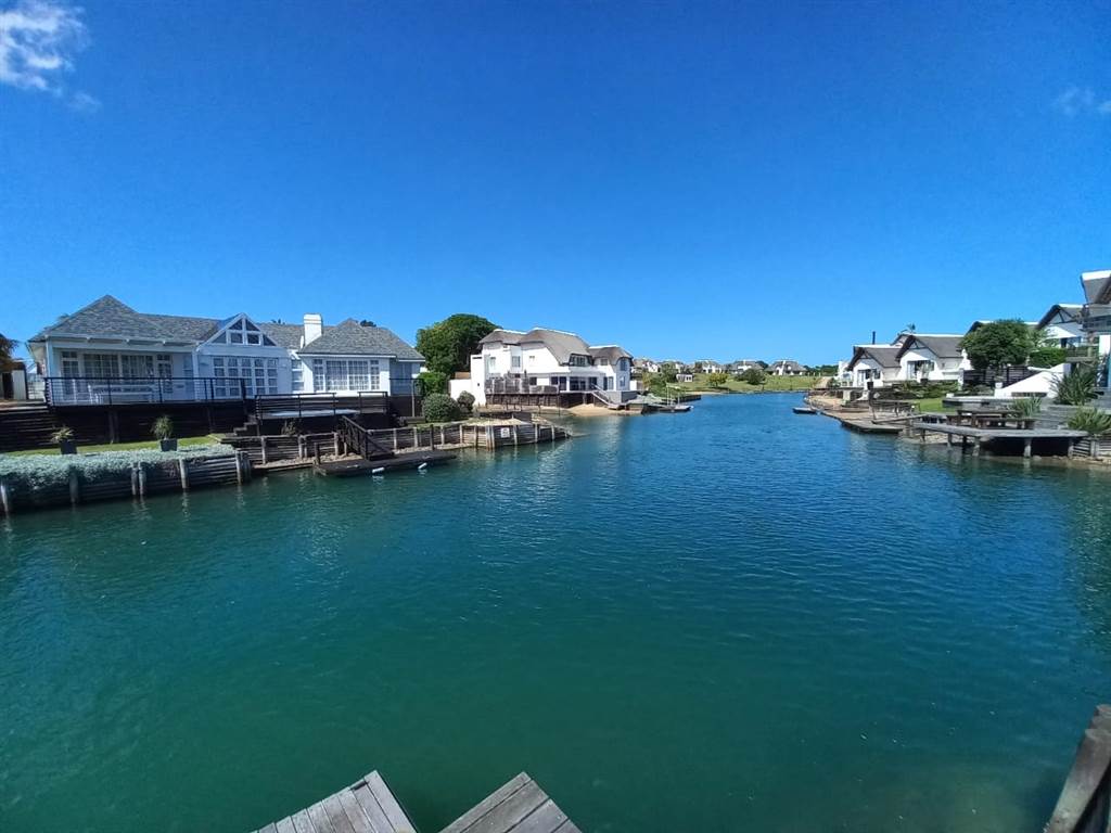 6 Bed House in St Francis Bay Canals photo number 30