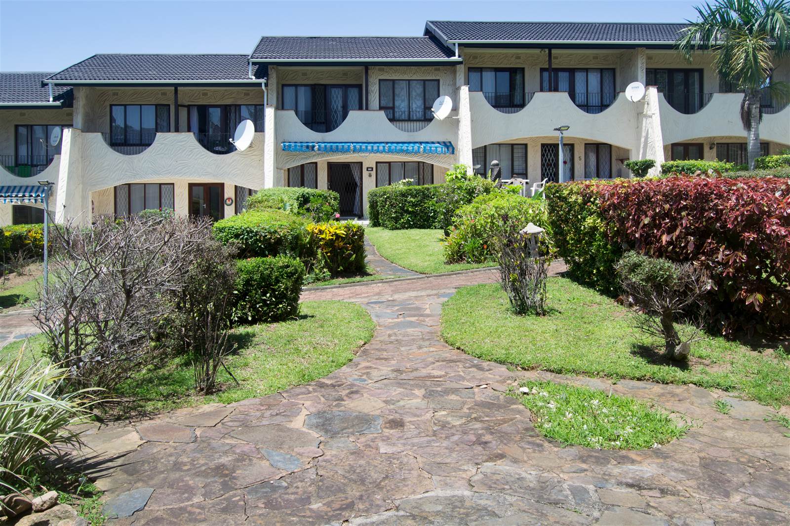 2 Bed Townhouse in Scottburgh Central photo number 22