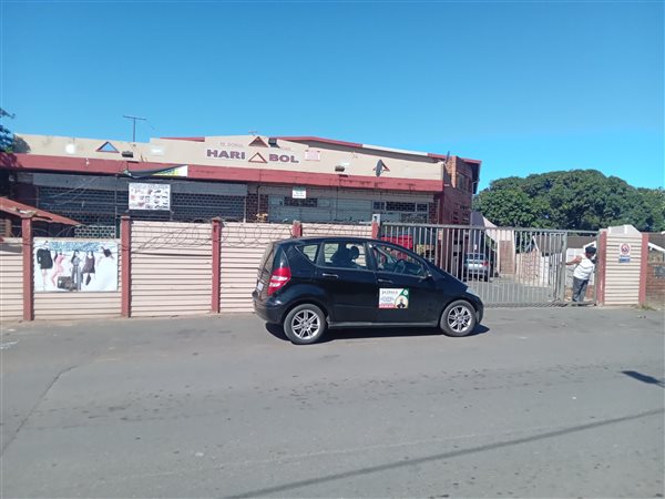 1023  m² Commercial space in Isipingo Rail