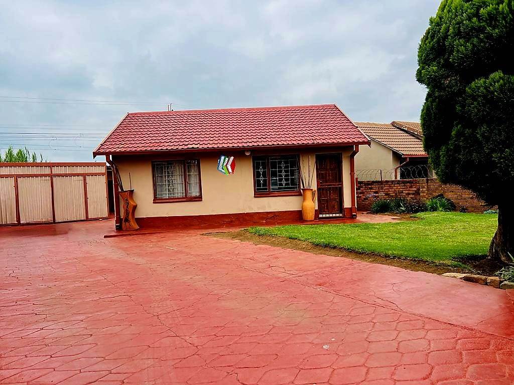 2 Bed House in Mamelodi photo number 18