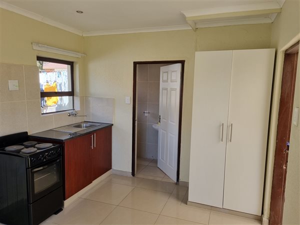 Bachelor apartment