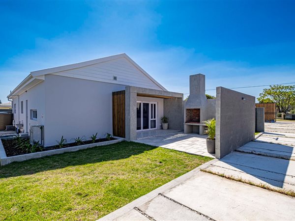 2 Bedroom House