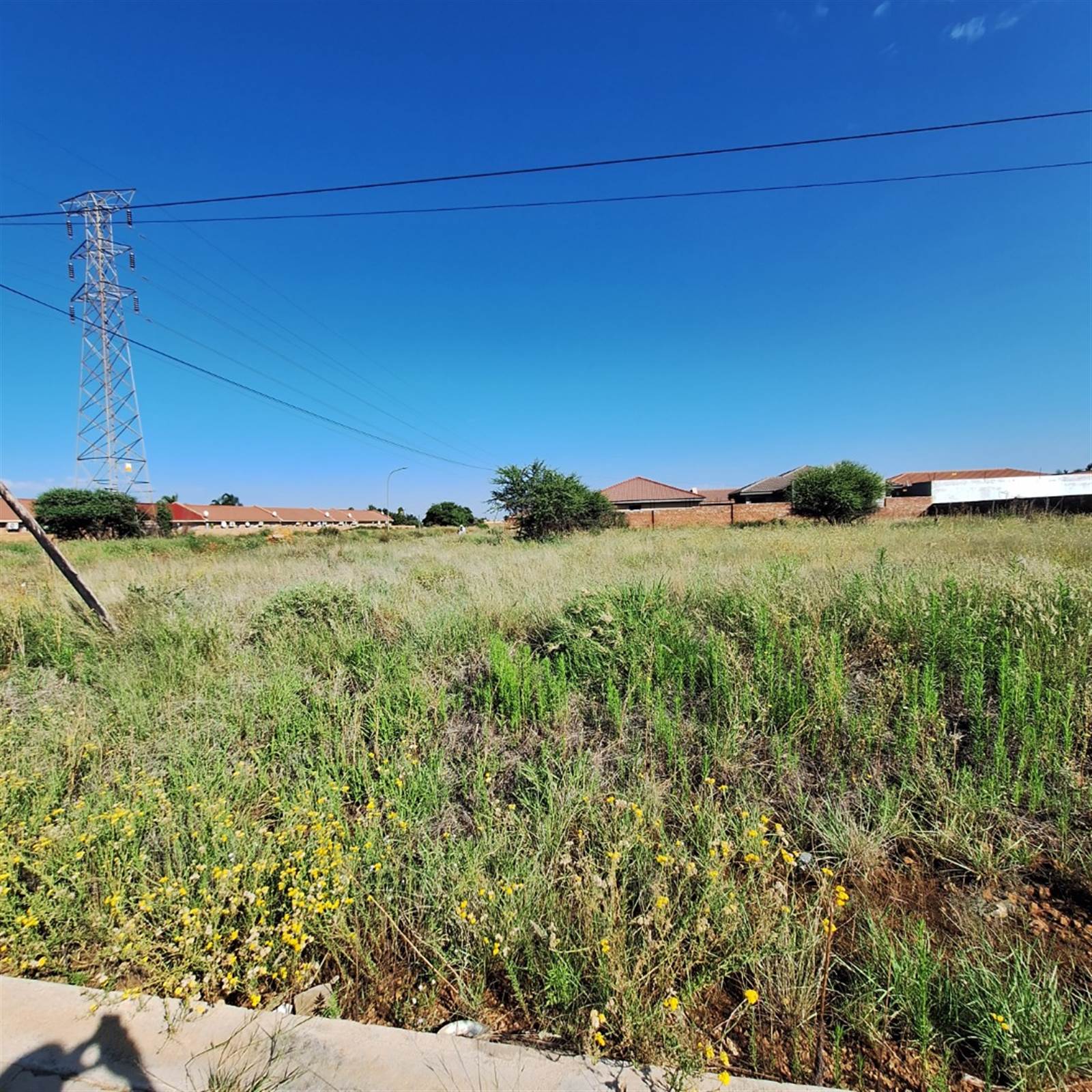1122 m² Land available in Minerva Gardens photo number 3