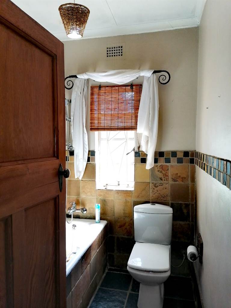 4 Bed House in Rietfontein photo number 13