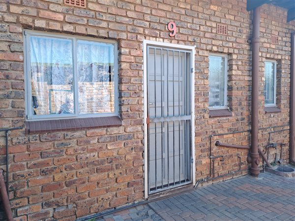 2 Bedroom Townhouse