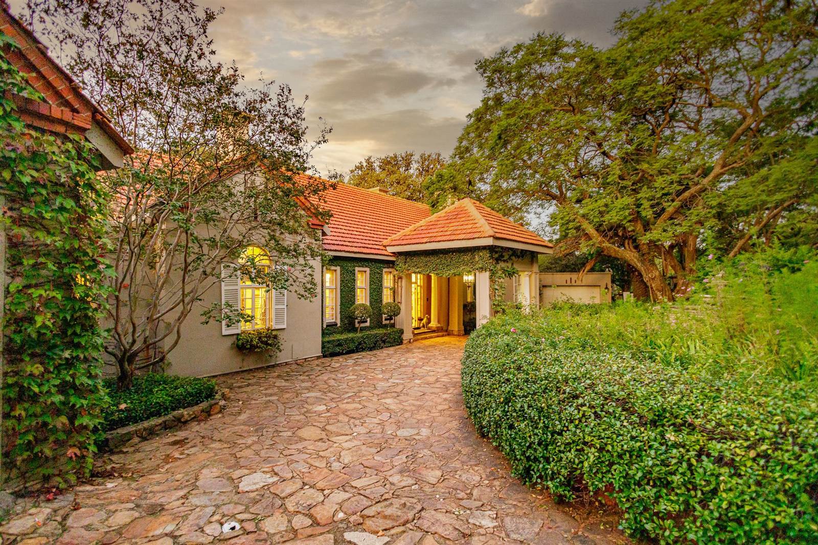 5 Bed House in Northcliff photo number 15
