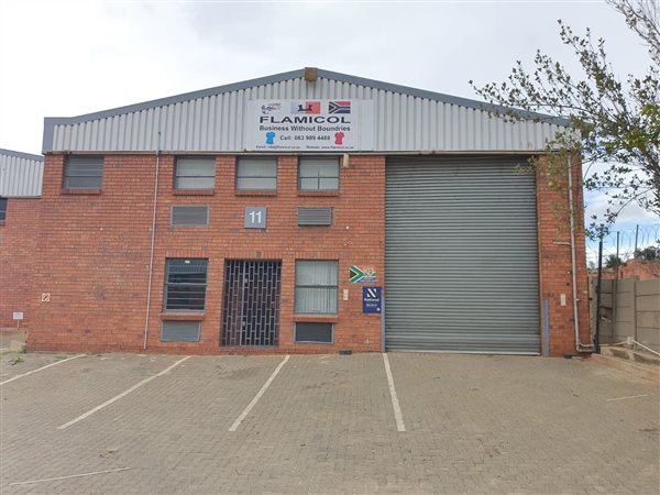 396  m² Industrial space in Prolecon