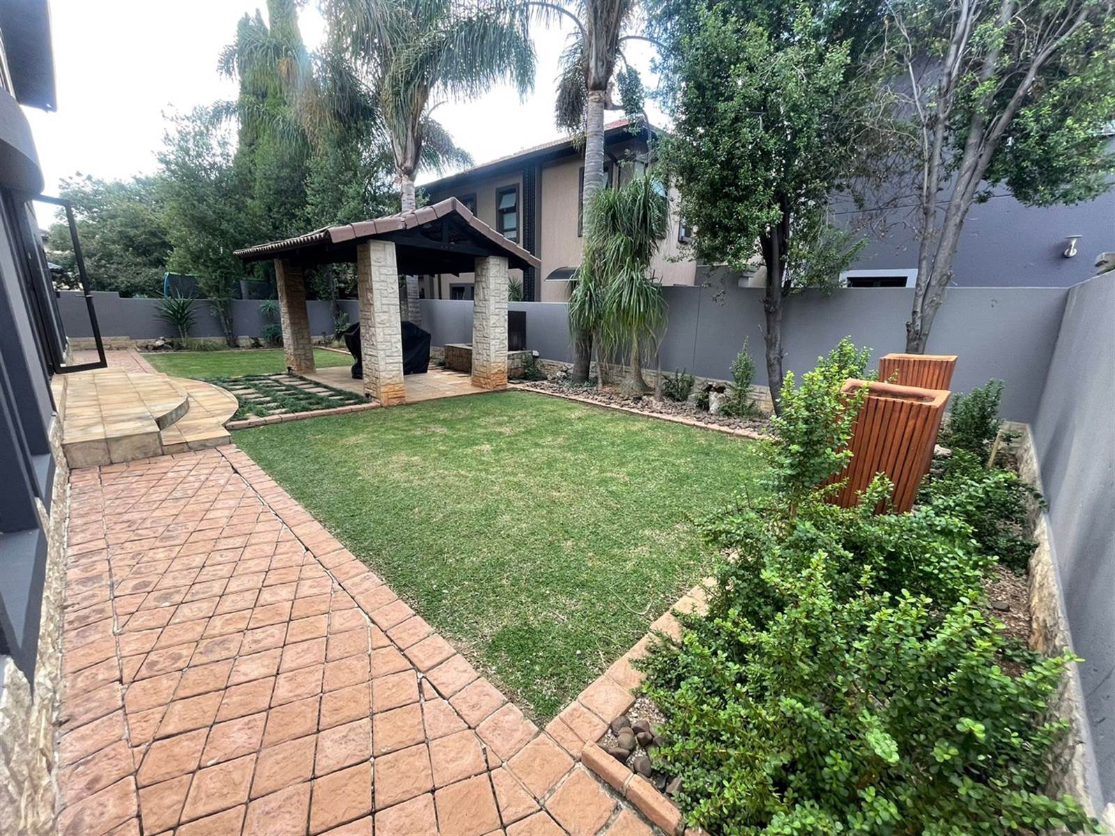 5 Bed House in Edenvale photo number 5