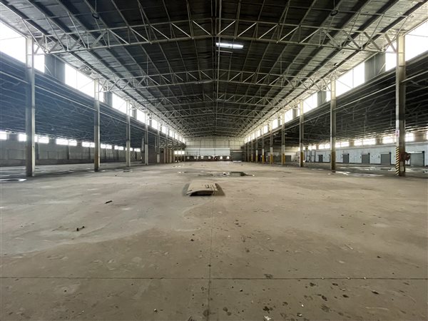 11300  m² Industrial space