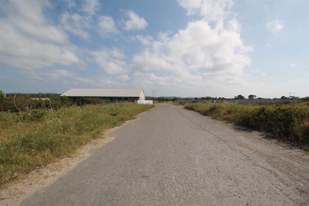 1787 m² Land available in Port Alfred photo number 2