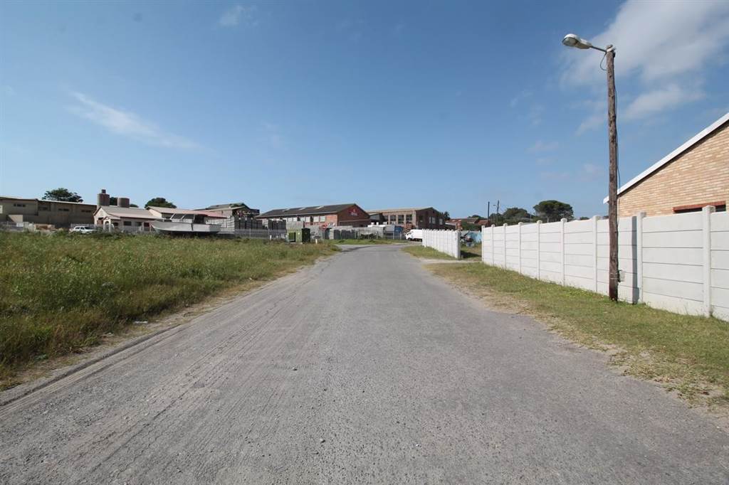 1787 m² Land available in Port Alfred photo number 5