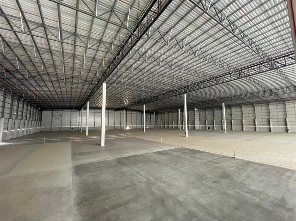 17600  m² Industrial space in Parow photo number 18