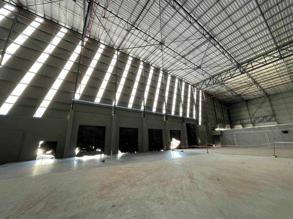 17600  m² Industrial space in Parow photo number 19