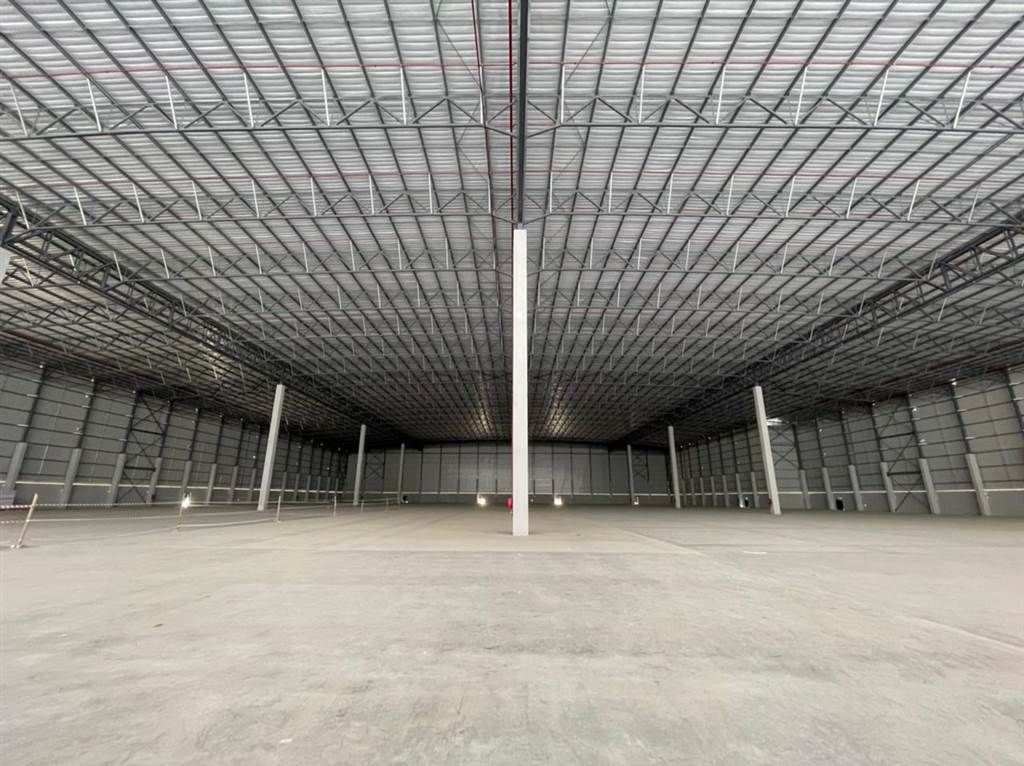 17600  m² Industrial space in Parow photo number 7