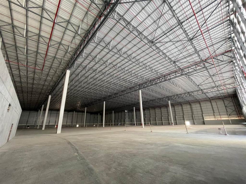 17600  m² Industrial space in Parow photo number 21