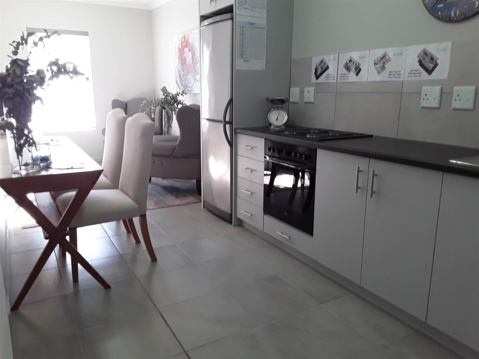 1 Bed Apartment in Northern Paarl photo number 13