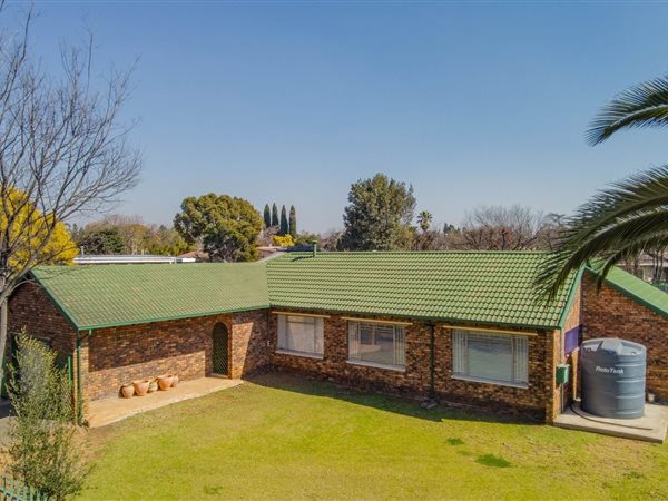 4 Bedroom House