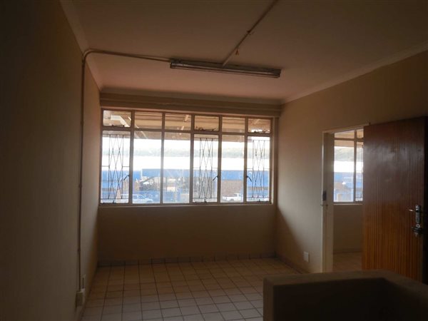 1 Bed Apartment in East Lynne