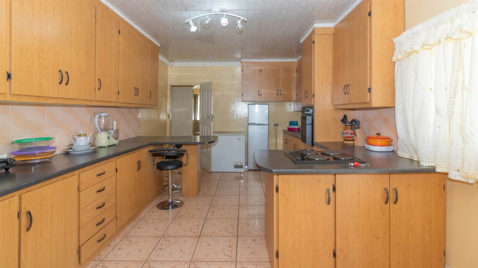 4 Bed House in Kroonstad photo number 15