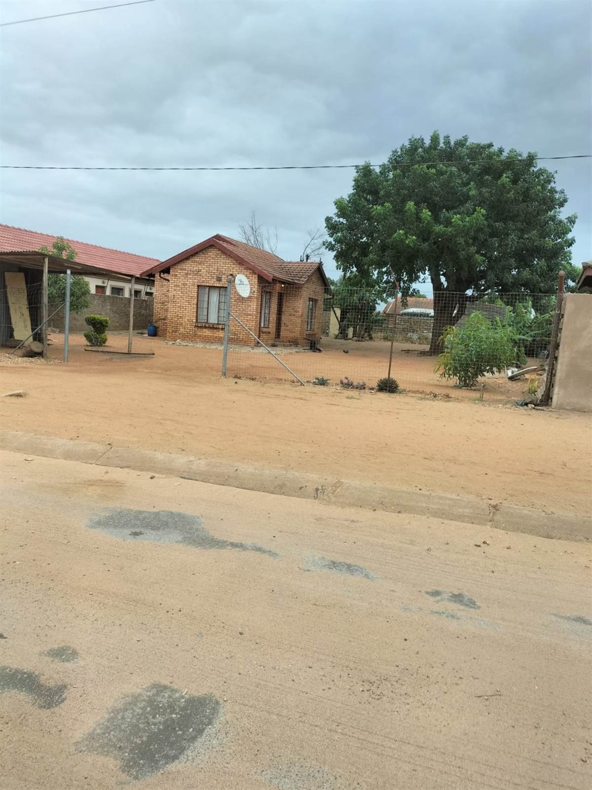 3 Bed House in Giyani photo number 2
