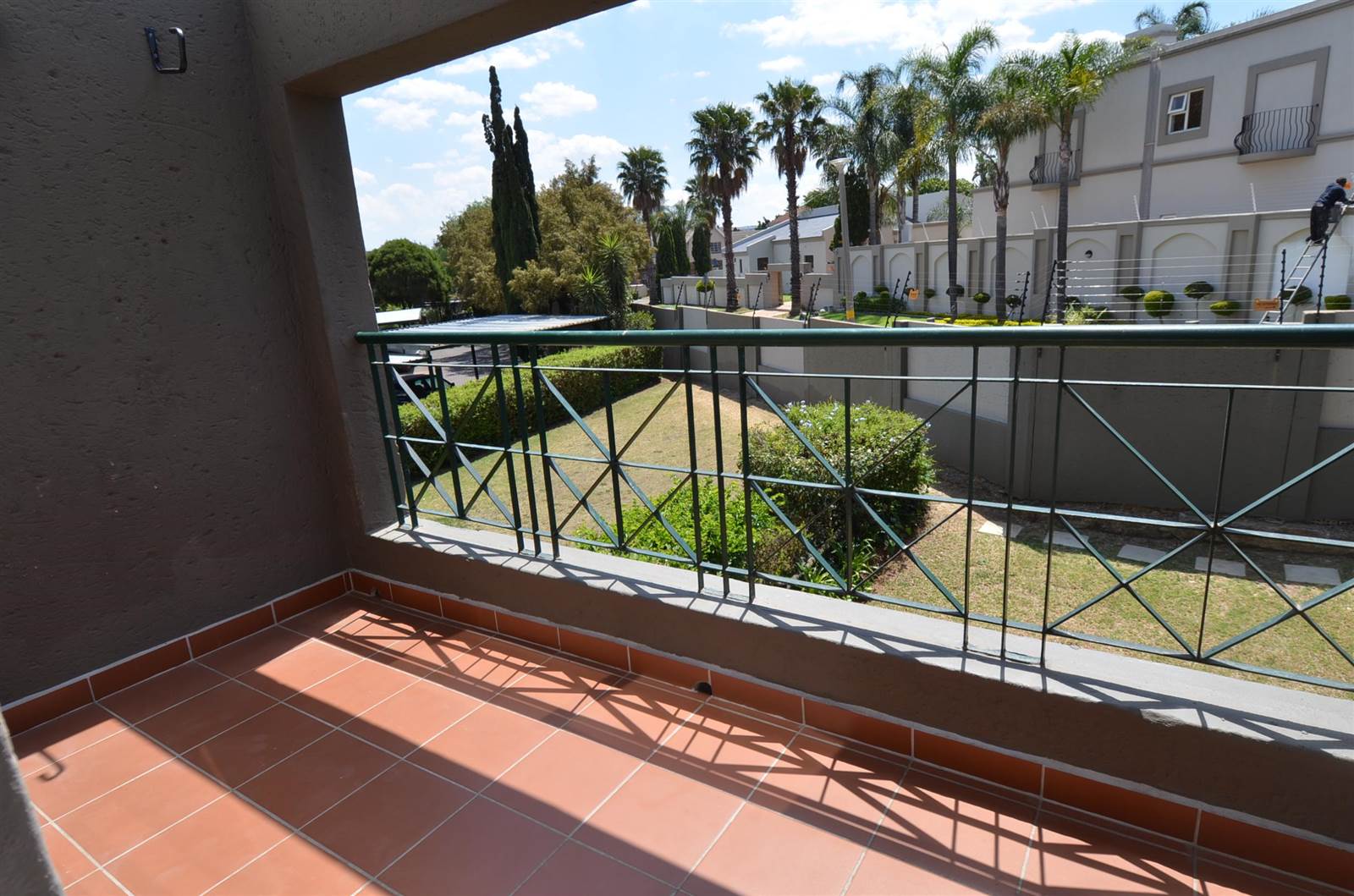 2 Bed Townhouse in Marais Steyn Park photo number 13