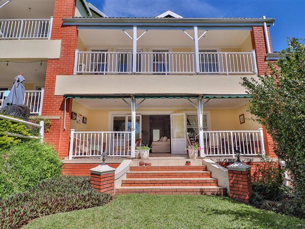 3 Bed Townhouse in Mt Edgecombe Estate 1 & 2