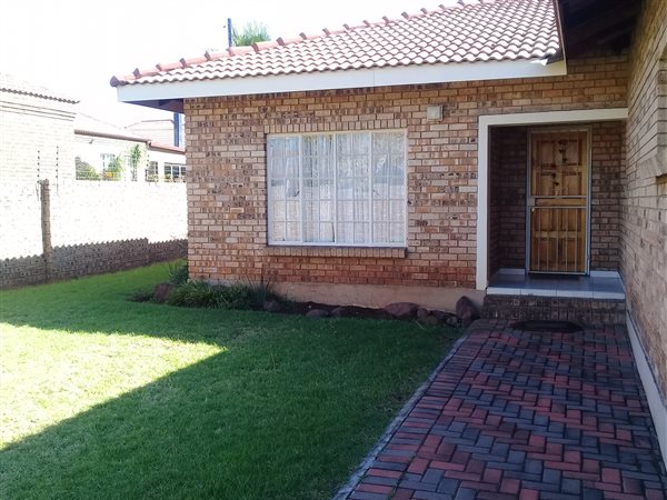 3 Bedroom House 3 Bedroom House