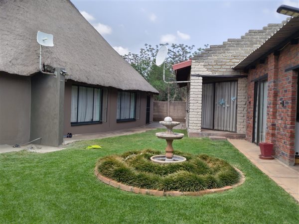 3 Bedroom House 3 Bedroom House